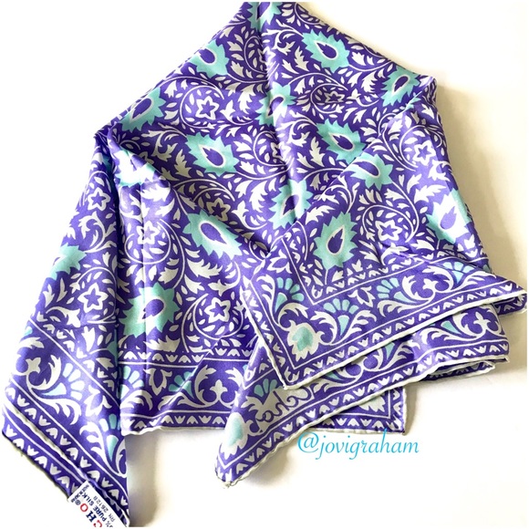 ECHO Vintage Scarf - Picture 3 of 6